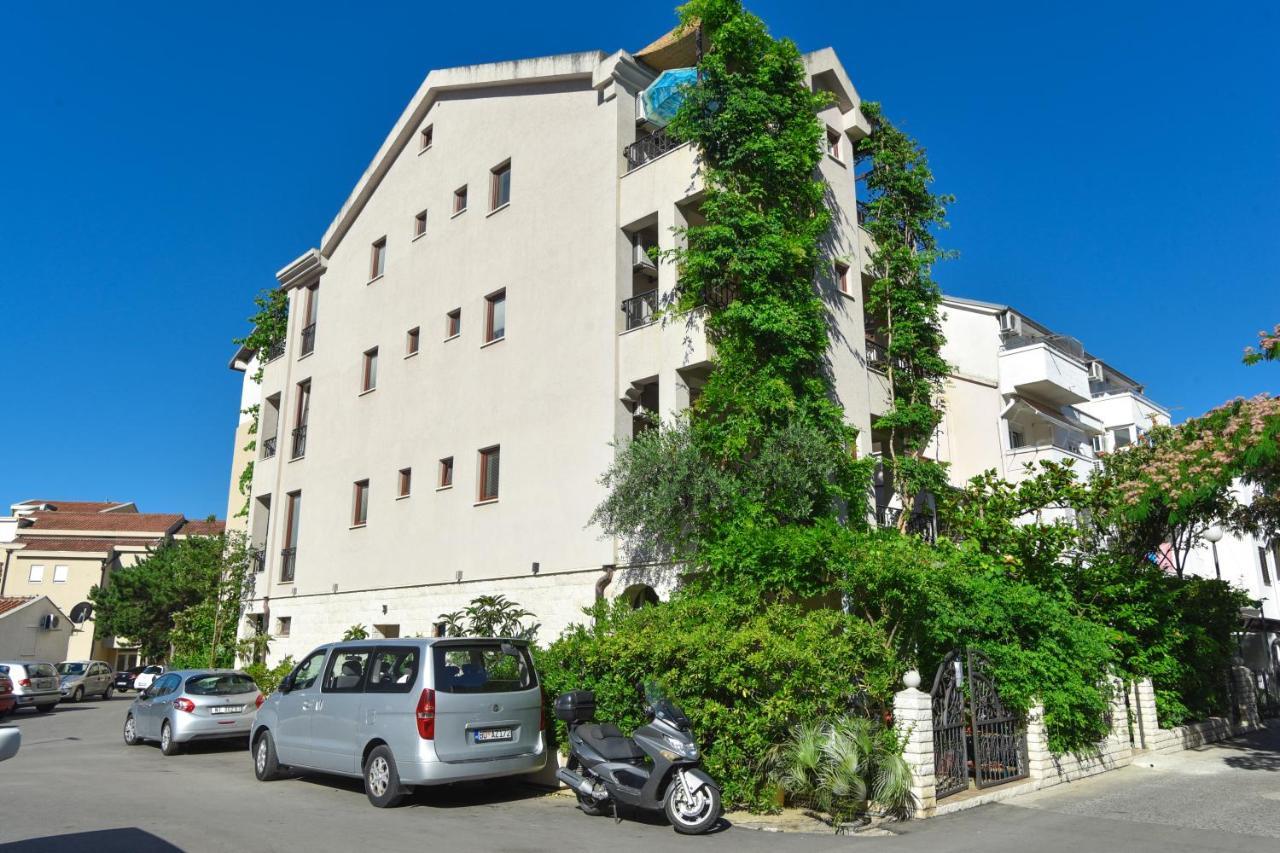 Villa Bonita Budva Bagian luar foto